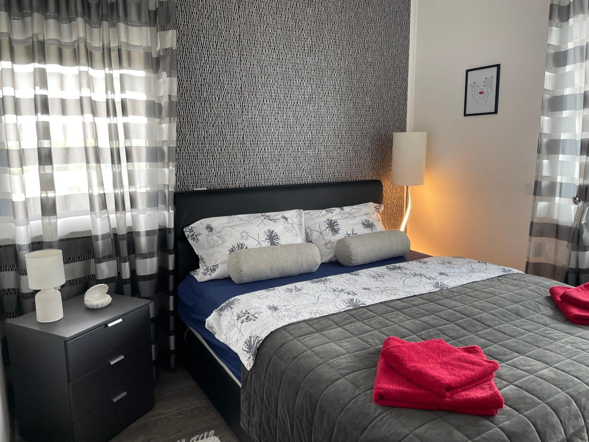 Silver Gray Appartment بالاتوليلّي المظهر الخارجي الصورة